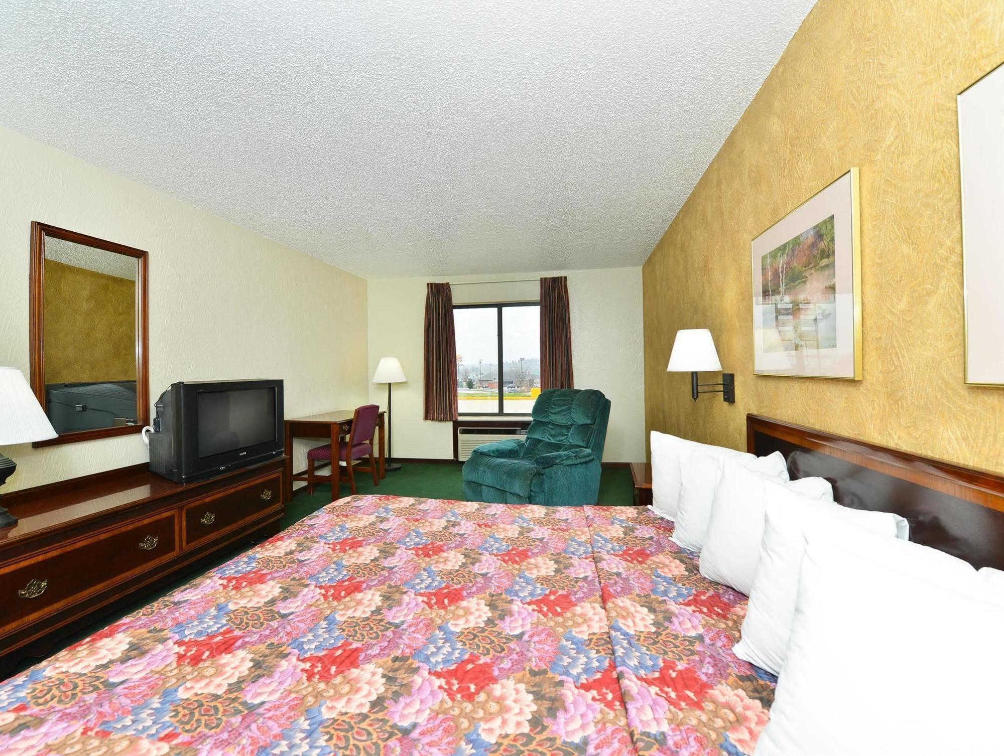 Days Inn By Wyndham Ozark Springfield Exterior foto